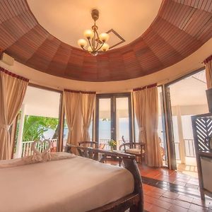 Deluxe Double Room Beach Front